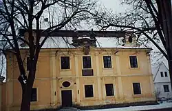 Radonice fara.jpg