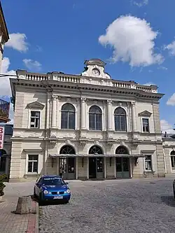 Pohled na staniční budovu