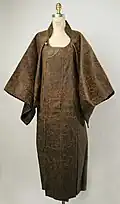 Pláštěnka z glazovaného hedvábí, Japonsko, konec 18. st.