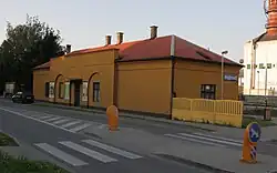 Výpravní budova v roce 2013
