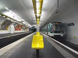 Nástupiště na stanici