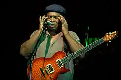 Ray White při koncertě Zappa Plays Zappa, Copenhagen, 2007