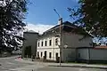 Fara – pohled směrem od kostela