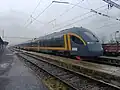 Jednotka 665.001 v novém polepu v Lysé nad Labem