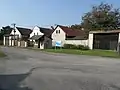 Domy u křižovatky