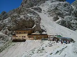 Grasleitenpasshütte v horské skupině Rosengarten