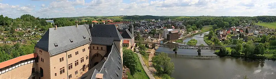 Panorama města z věže hradu