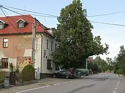 centrum vsi s hotelem