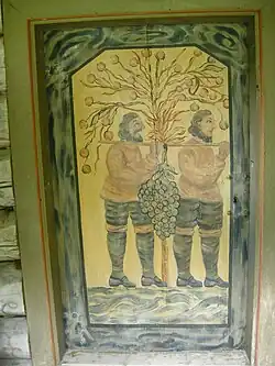Zdobené dveře do kostela