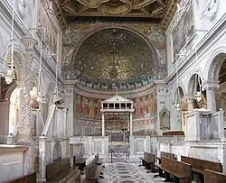 Horní kostel, interiér
