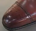 Detail cut toe broguing