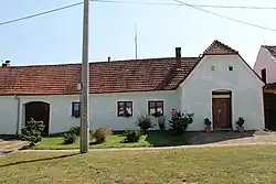 Rostěnice-Zvonovice, Zvonovice, dům čp. 26 (2017-08-26; 01).jpg
