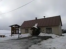 Dům
