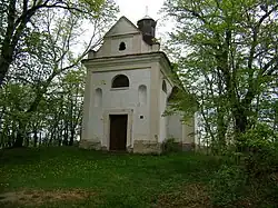 Roupov - kaple sv. Anny.jpg