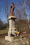 Roztoky u Semil - socha Panny Marie na Buči (2).jpg