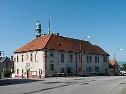 Rudolfov - městský úřad.jpg