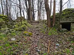 Rudoltovice (ruiny v dolní části vesnice)