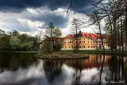 Park a klášter