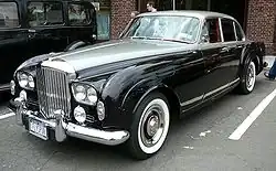 Bentley S3 Continental Flying Spur by Mulliner-Park Ward