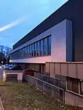 Pohled na halu STARS z parkoviště
