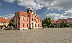 Náměstí a radnice