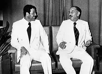 Velitelé převratu Ahmad Hasan al-Bakr (vpravo) a Saddám Husajn (vlevo) (1978)