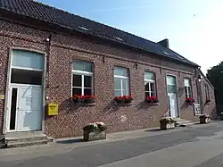 Radnice a místní knihovna