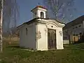 Kaplička na návsi