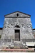 Průčelí kostela sv. Vavřince