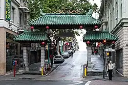 Dračí brána na Grant Avenue, vstup do sanfranciského čínského města