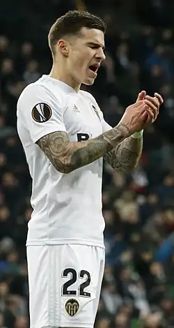 Santi Mina (2019)