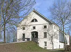průčelí objektu