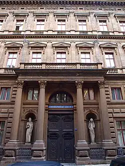 Vstup do paláce