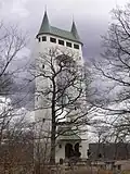 Rozhledna na hoře Schönberg u obce Pfullingen