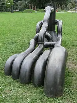 Lukáš Rais: Noha (2009)