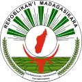 Státní znak Madagaskaru 1993–1998, tento symbol je na přední straně medailí III. typu