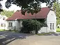 Dům u stromu