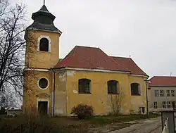 Semice kostel 2.jpg