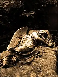 Neznámý hrob, Highgate Cemetery