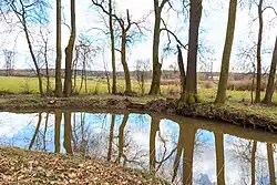 Náhon k elektrárně ve Skřivanech