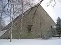 Plastika na štítové zdi