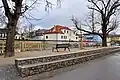 Náves s rybníkem