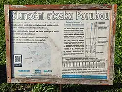 Informační tabule v Puskovci u rybníka