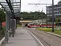 Smyčka Radlická s budovou sídla ČSOB v pozadí.