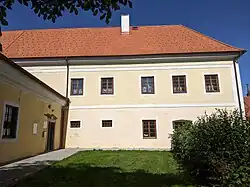 Soběslav I - fara čp. 100 (2).jpg