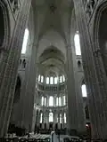 Příčná loď k jihu