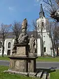 Sousoší JN, F, a Š - Hroznětín (back).JPG