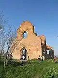 Západní strana kostela