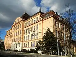Střední škola Brno Kounicova č.684.jpg