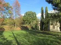 Staňkovice-zámeček-valy.jpg